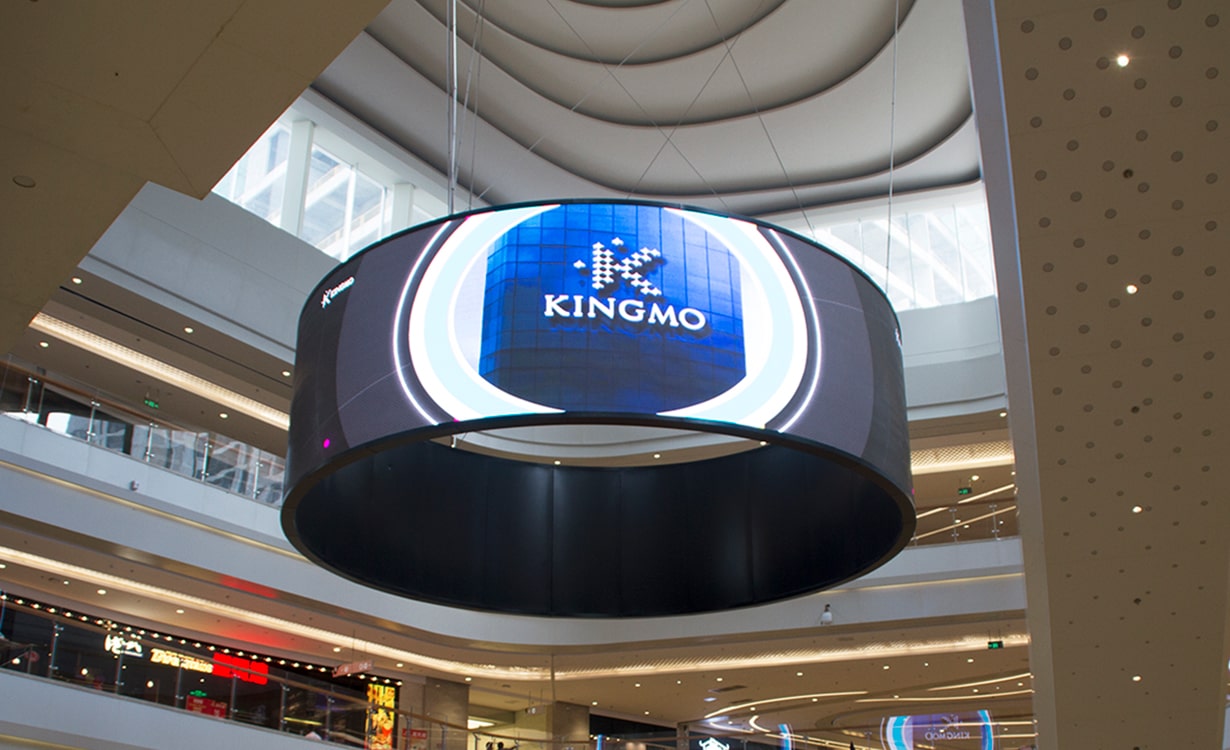 曲面ディスプレイのイメージ