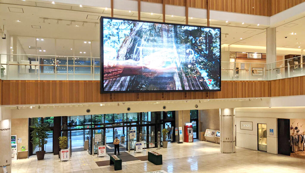 商業施設 DOOH